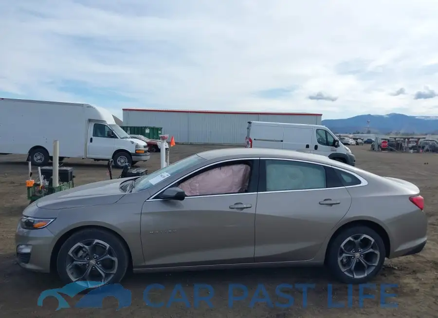 1G1ZD5ST9RF155262# 14