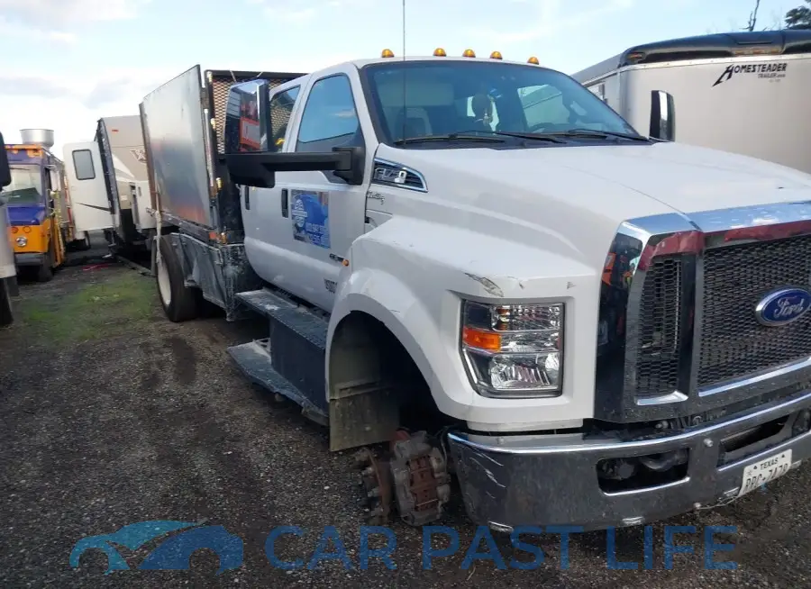 1FDNW7DC1NDF10855# 12