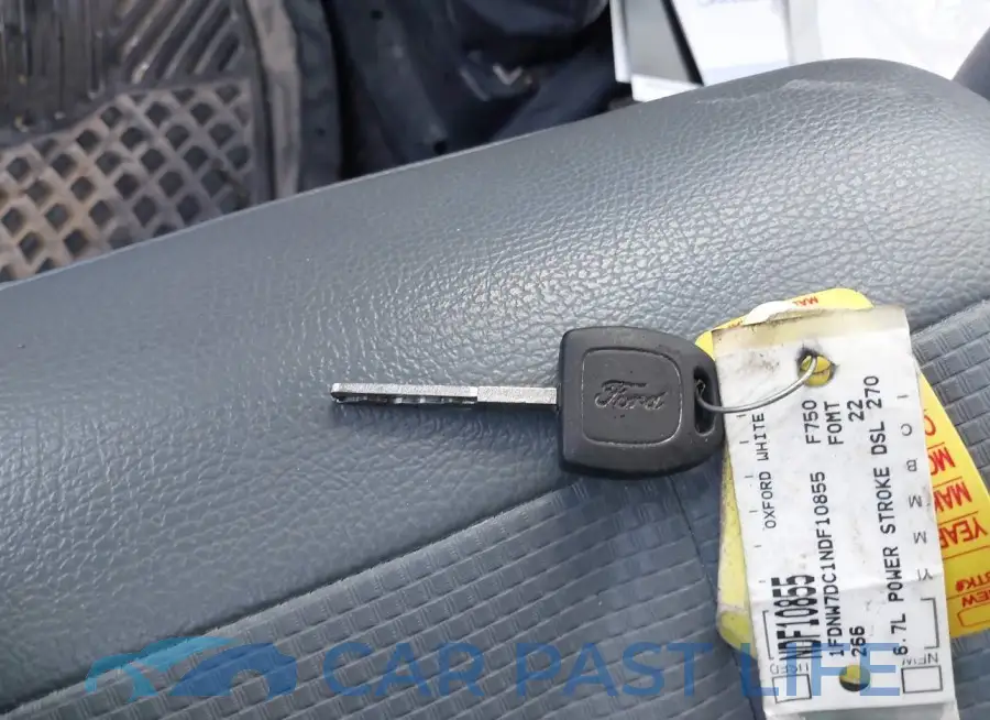 1FDNW7DC1NDF10855# 11