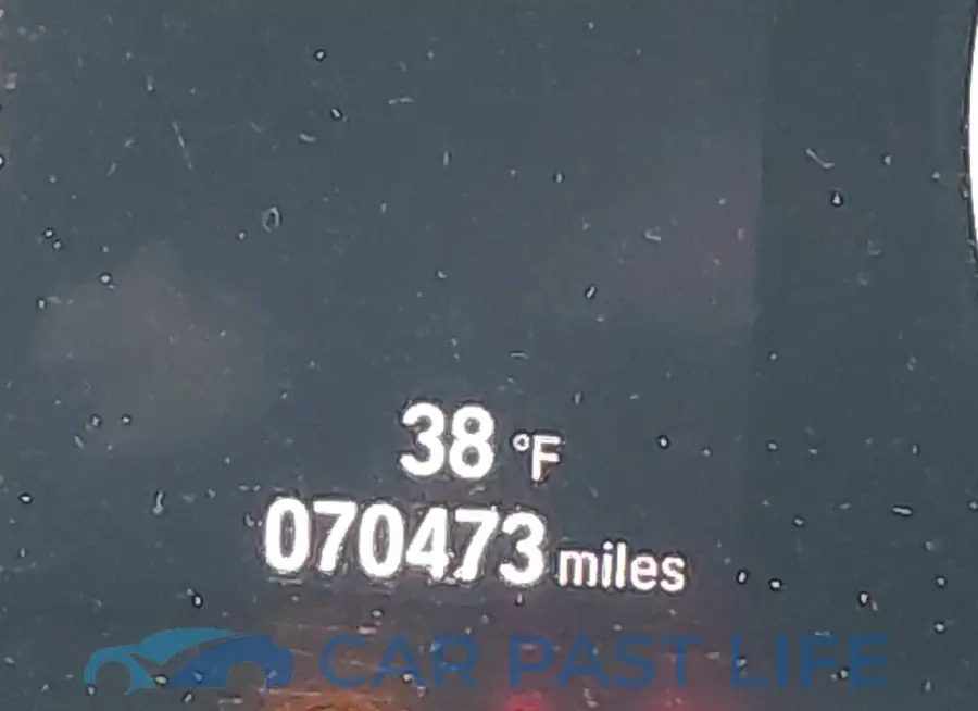 1HGCV2F31JA053587# 14
