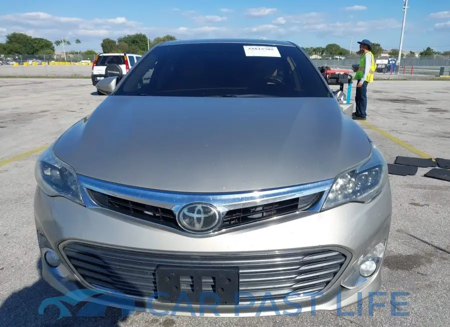 4T1BK1EB9EU125836# 12