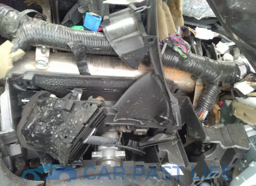 KNMAT2MT9HP585403# 7