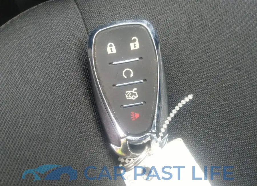1G1ZB5ST6NF192107# 11