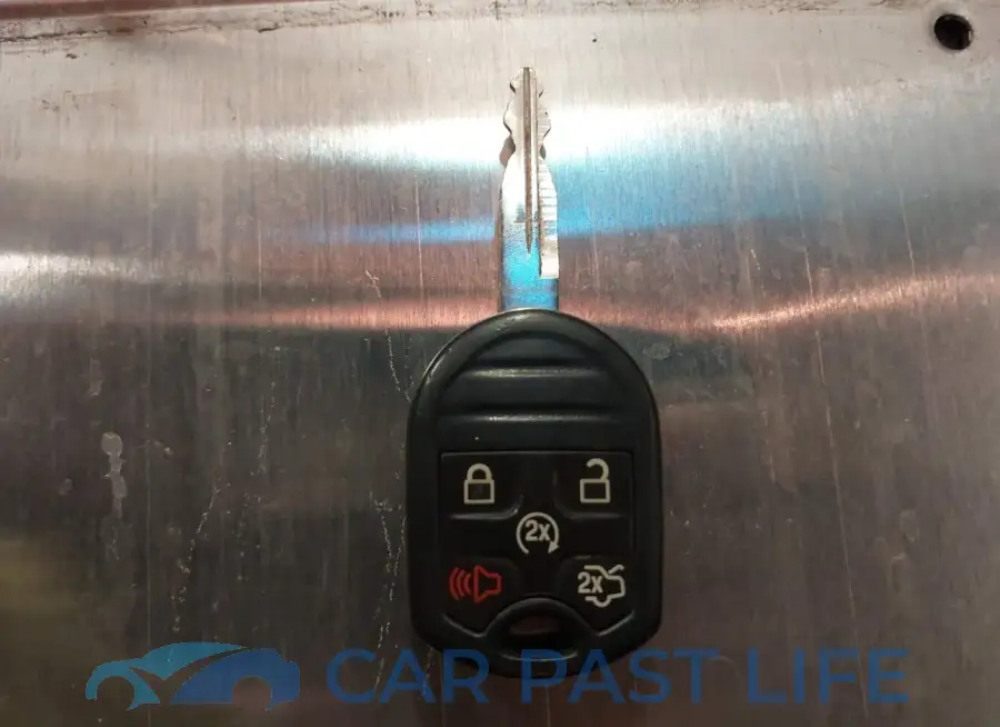 1FAHP2E88EG113451# 11