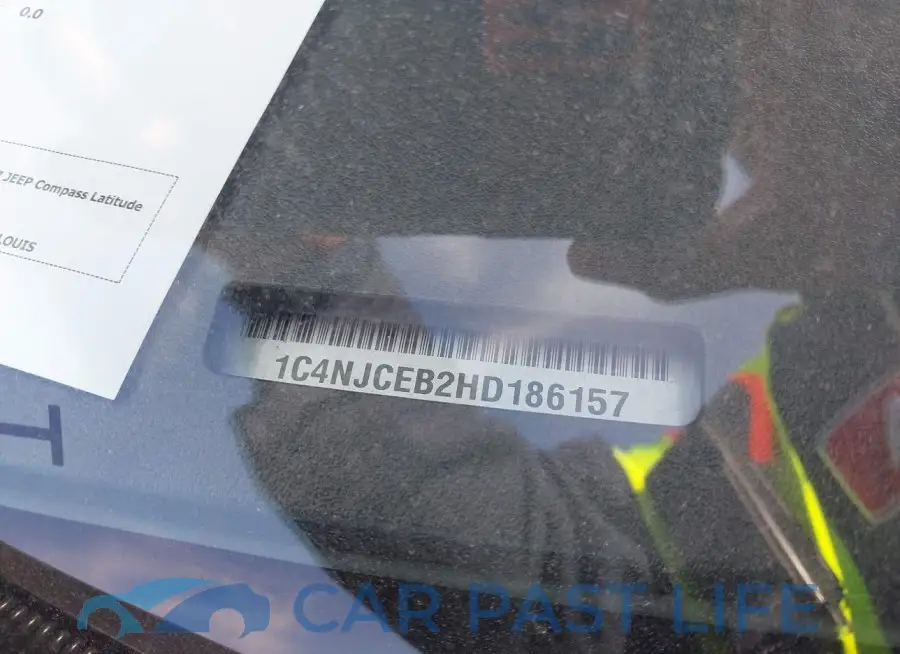 1C4NJCEB2HD186157# 9