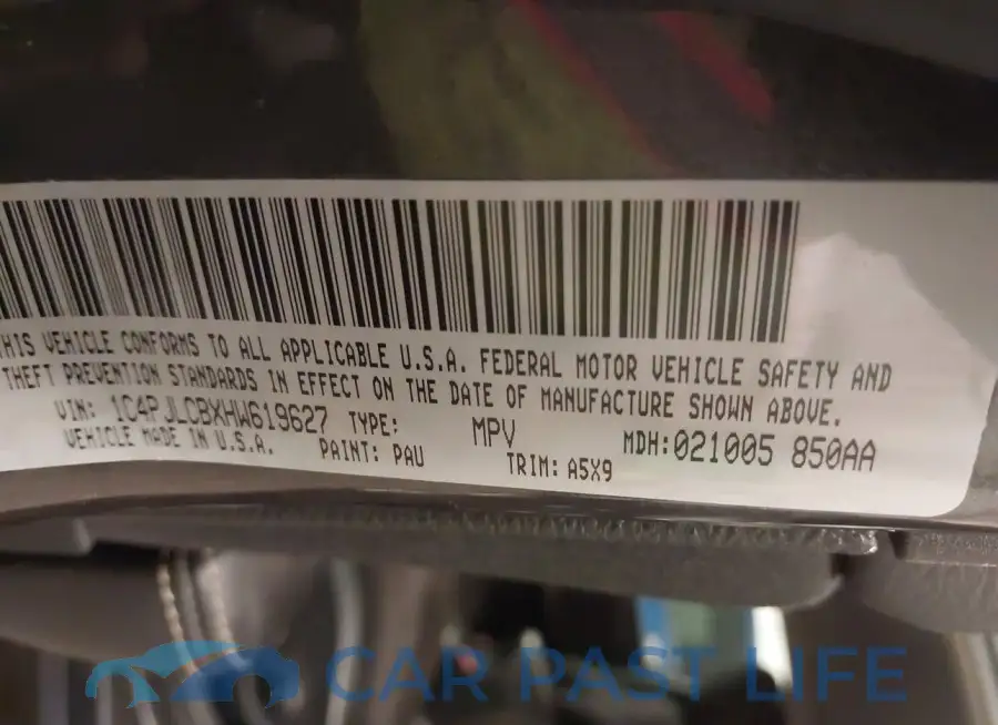 1C4PJLCBXHW619627# 9