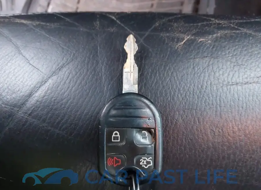 1FMJU1HT3GEF16939# 11