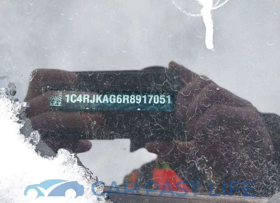 1C4RJKAG6R8917051# 9
