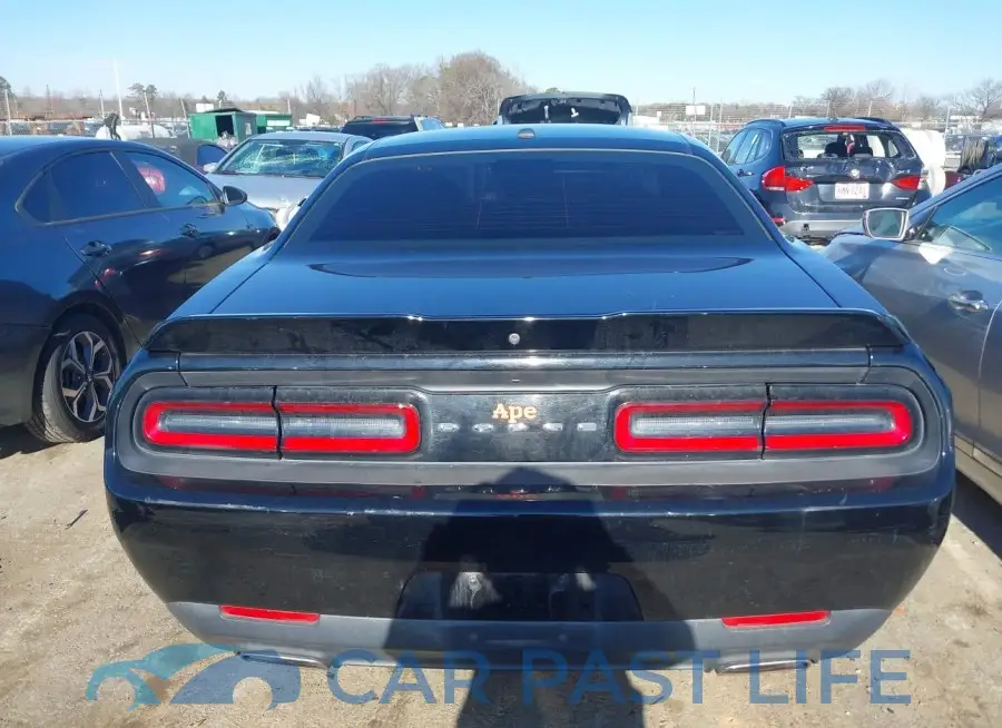 2C3CDZAG6JH199560# 15