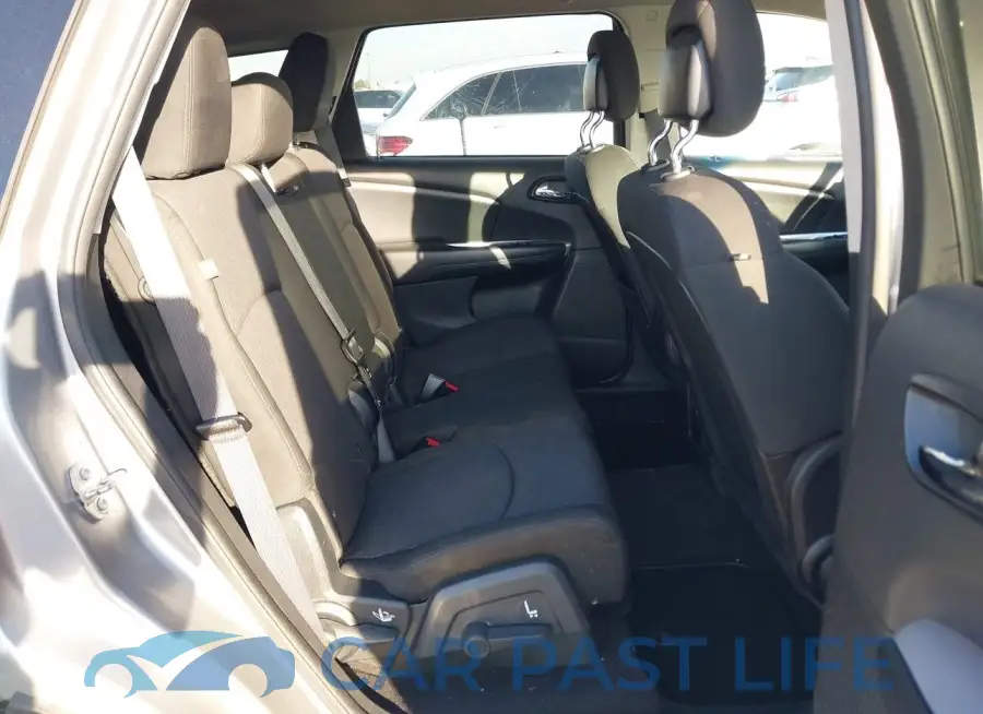 3C4PDCBG7GT232137# 8