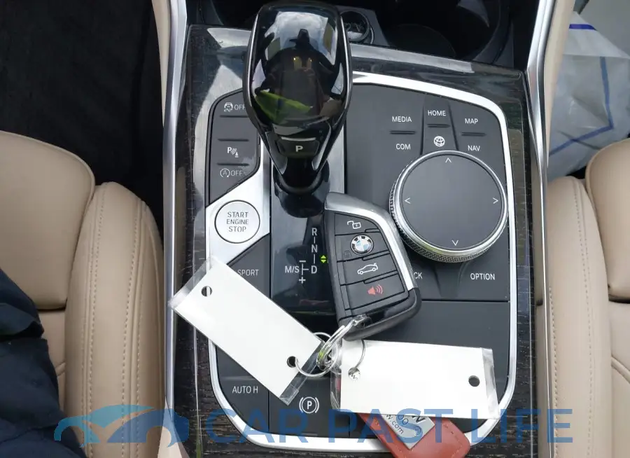 3MW5R1J0XM8B85019# 11