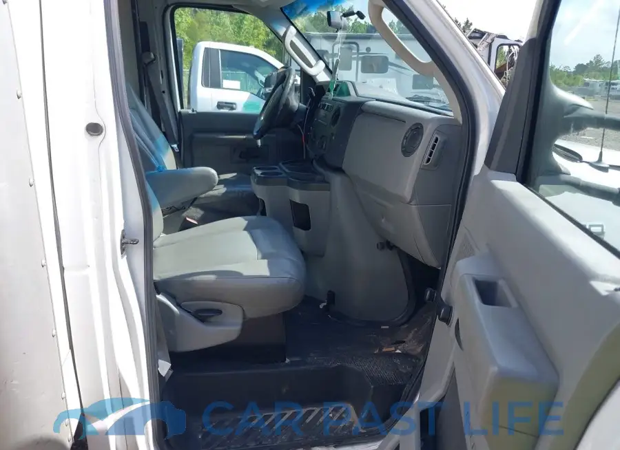 1FDWE3FL2EDA11950# 7