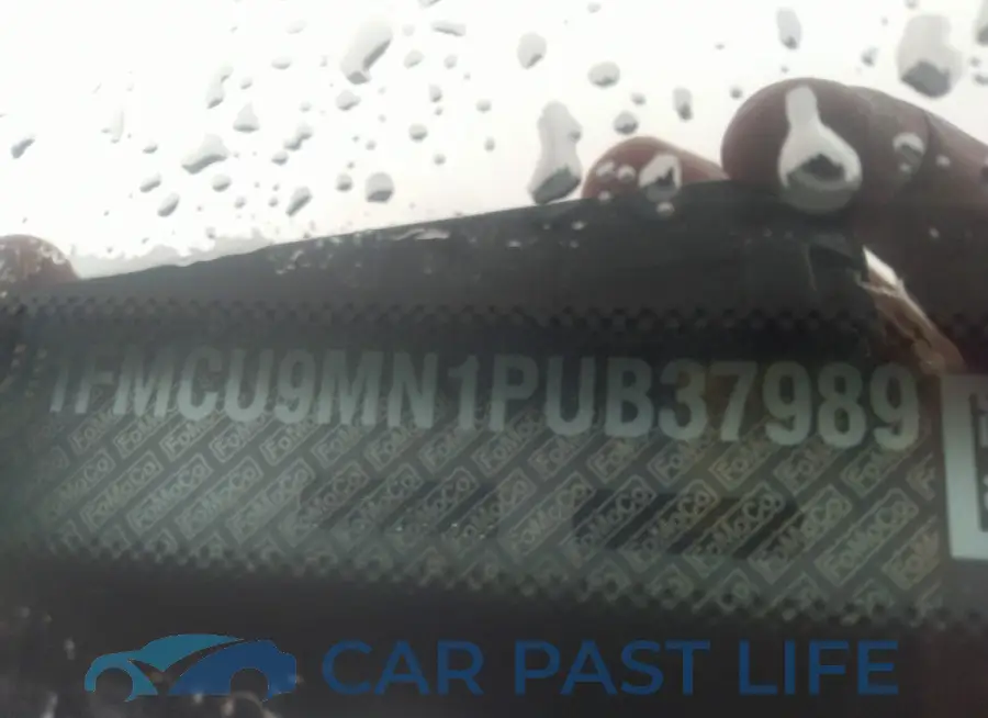 1FMCU9MN1PUB37989# 9