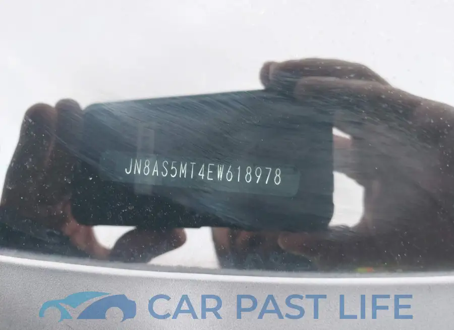JN8AS5MT4EW618978# 9