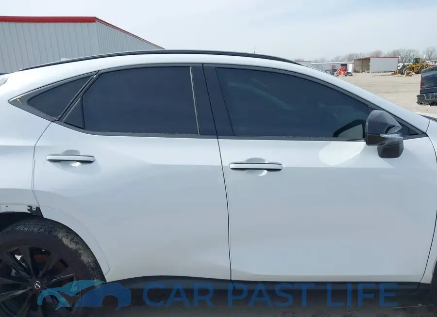 2T2KGCEZ8RC039950# 12