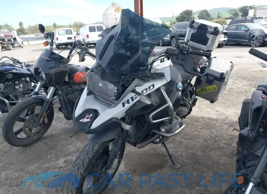 WB10A1203FZ097759# 2
