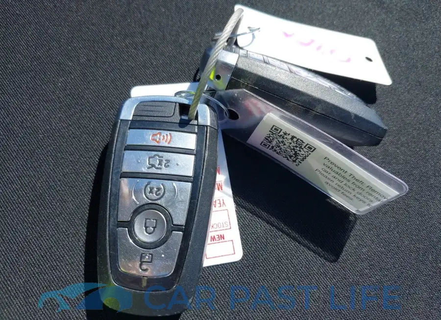 1FATP8UHXP5103372# 11