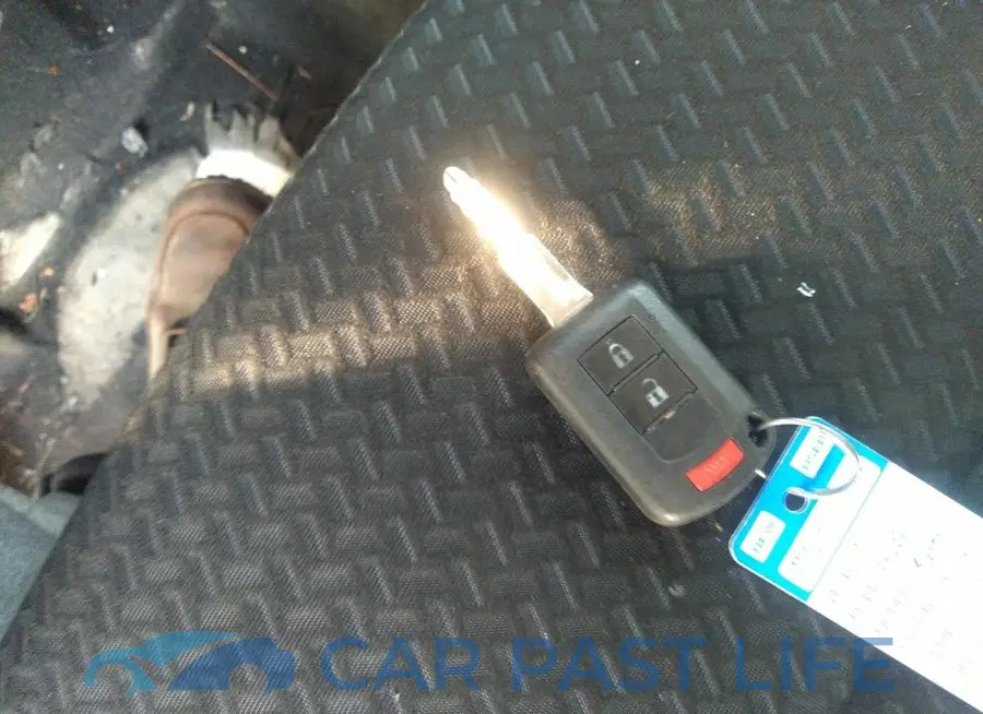 JA4AT3AA4KZ029417# 11