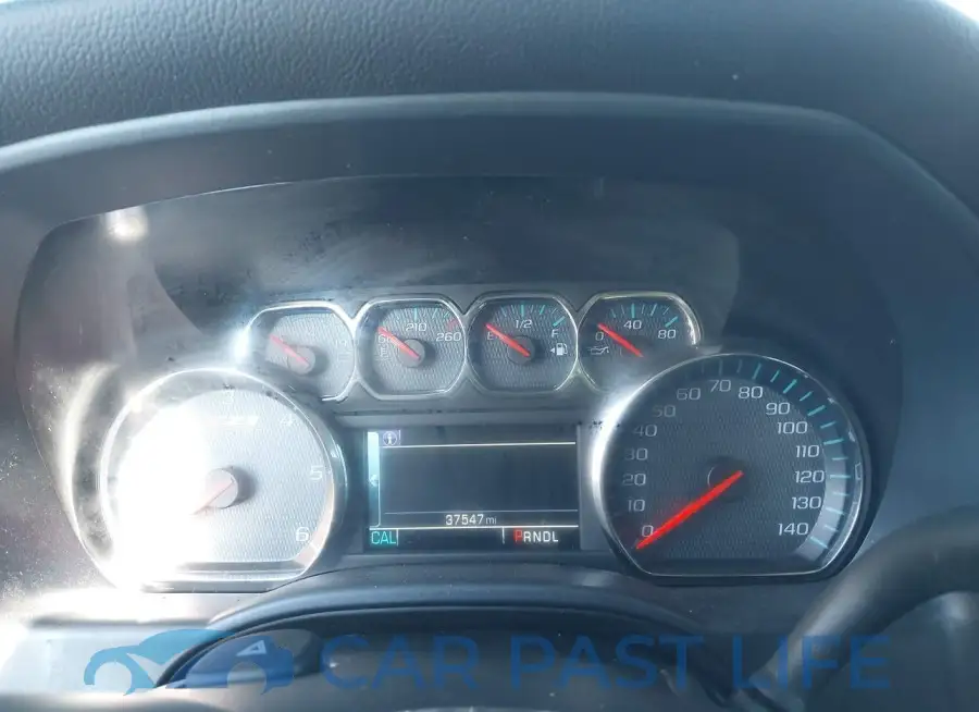 1GCVKREC5JZ218374# 7