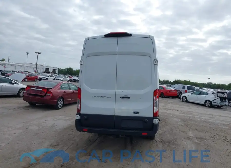 1FTBW3XG1LKB20605# 17