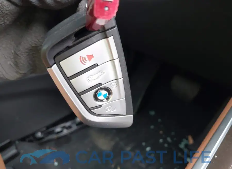 5UXCR6C05P9R14640# 11