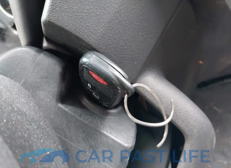 1C4NJDEB6ED521325# 11