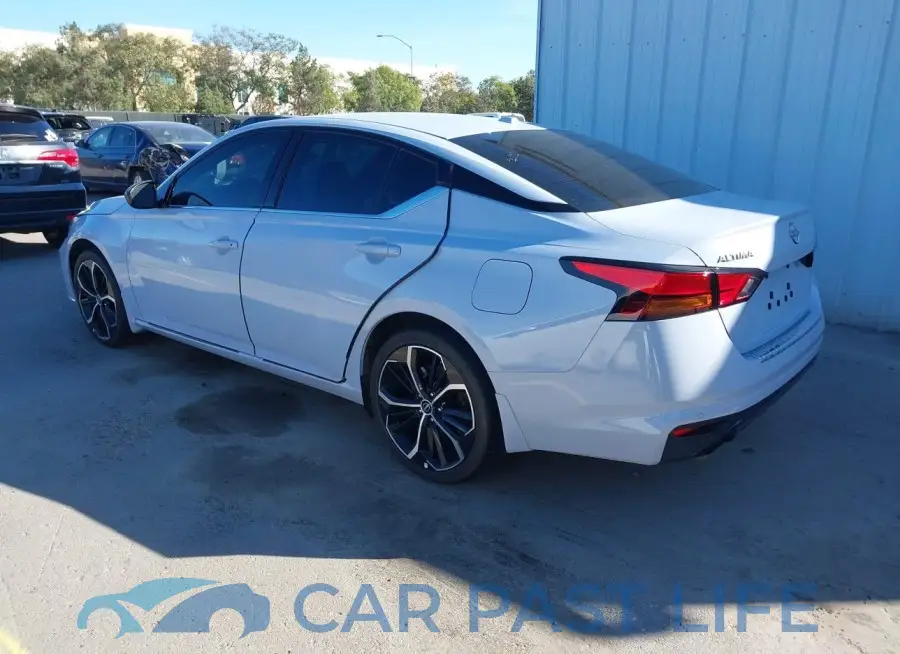 1N4BL4CV1PN302205# 3