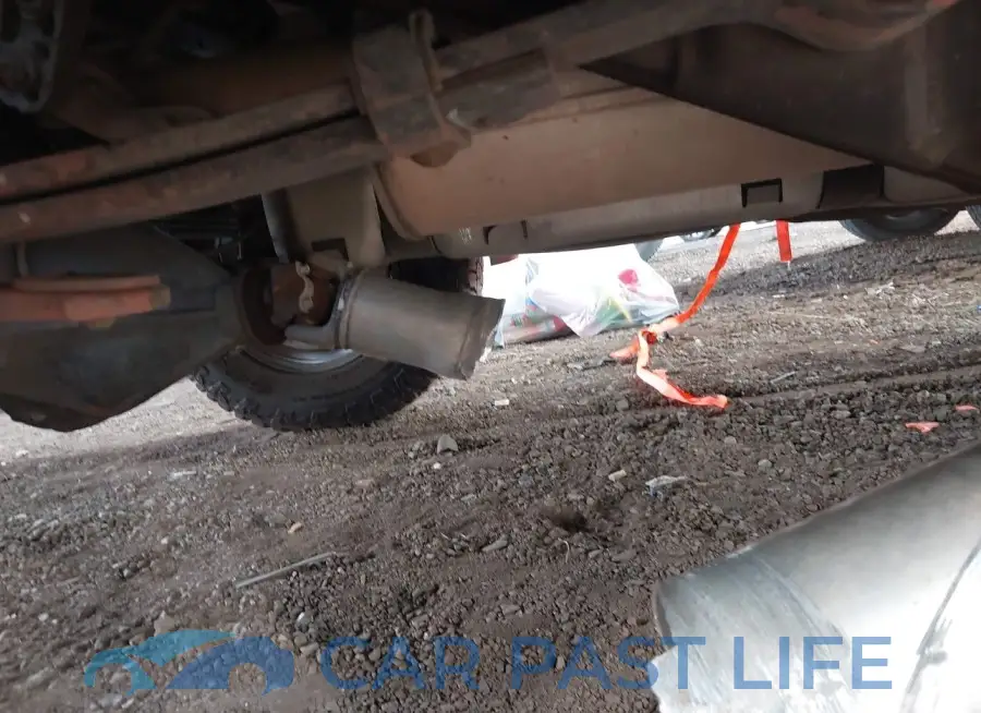 1GCRCNEC6JZ275240# 18