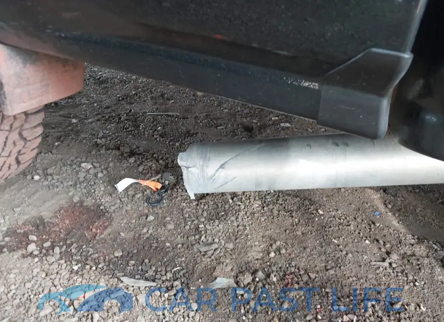 1GCRCNEC6JZ275240# 6