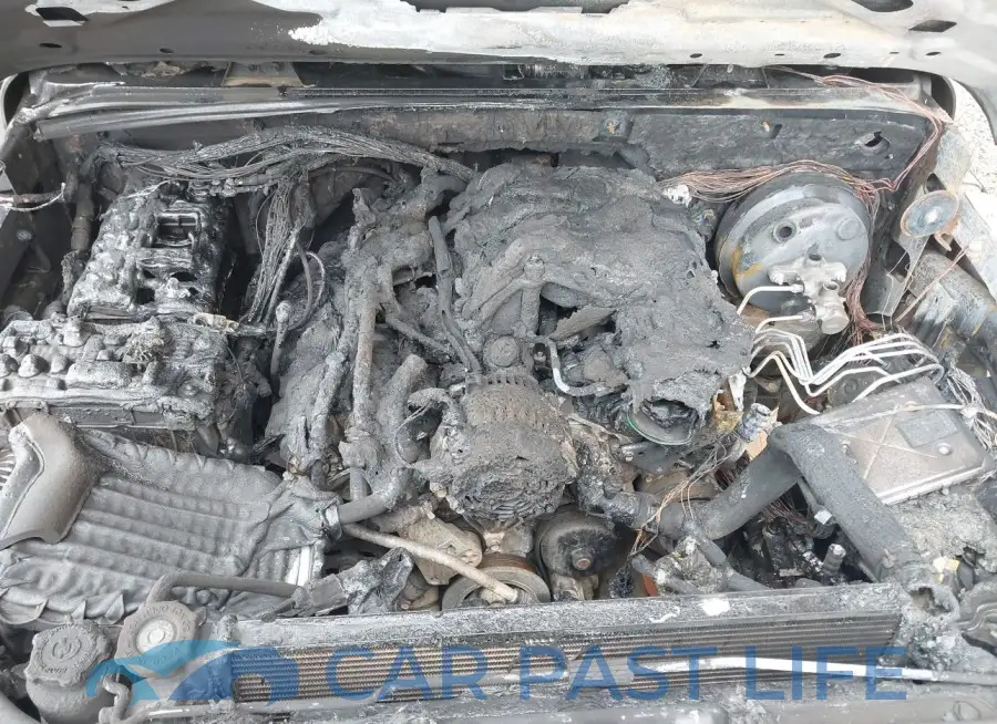 1C4BJWDG2JL911821# 10