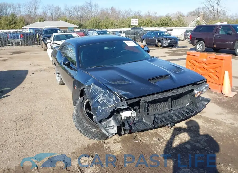 2C3CDZFJ6PH517917# 1