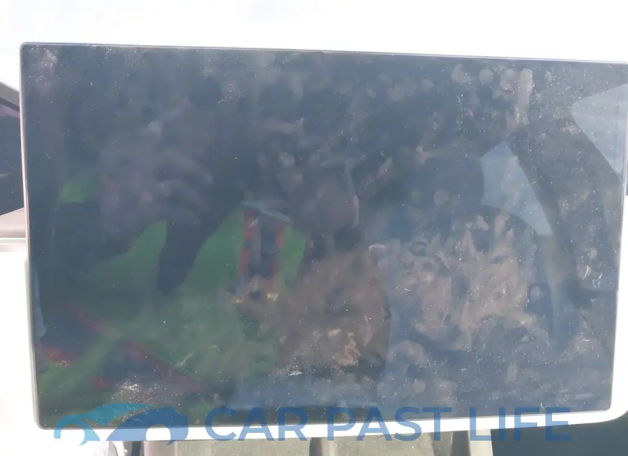 5YJSA1E51NF492644# 17
