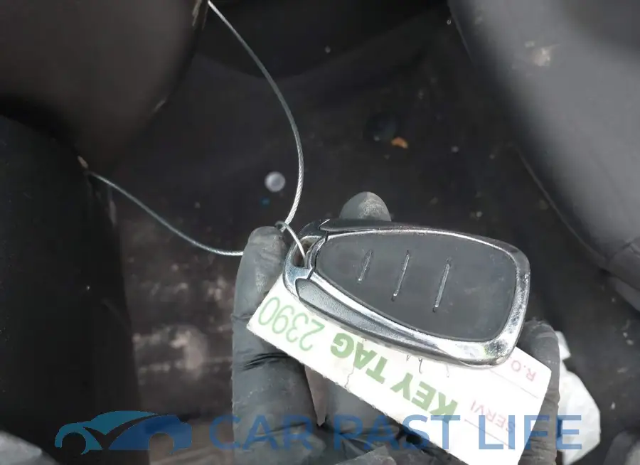 1G1ZE5ST0HF151063# 11