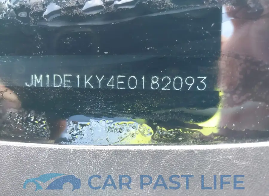 JM1DE1KY4E0182093# 9