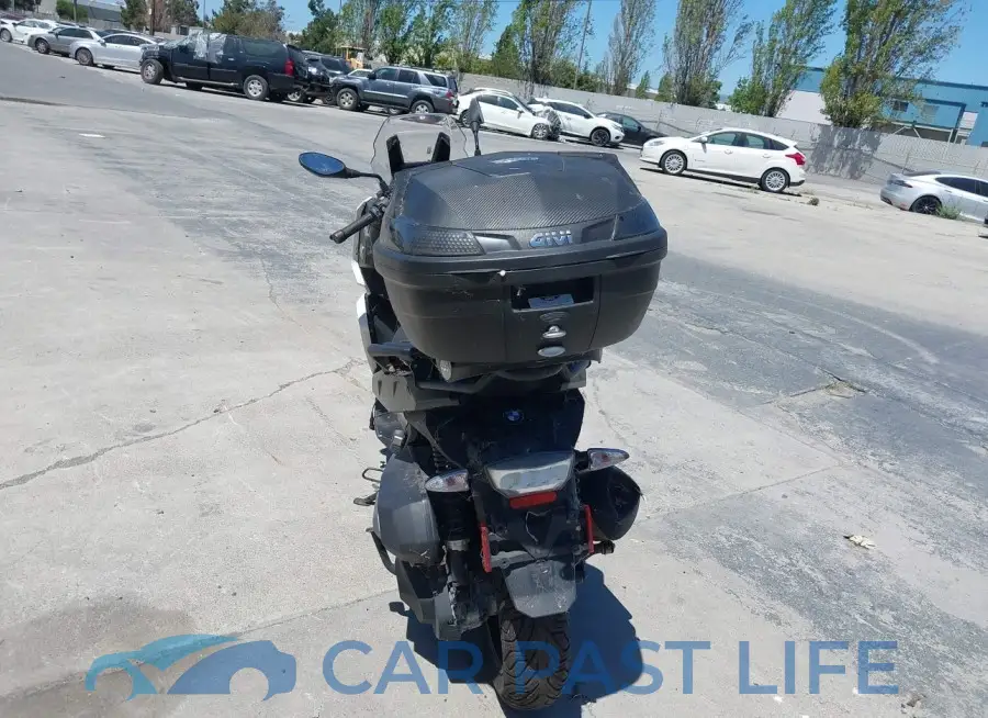 WB40C1902KS876446# 6