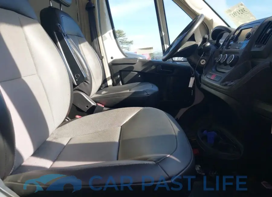 3C6TRVAG2LE127380# 5