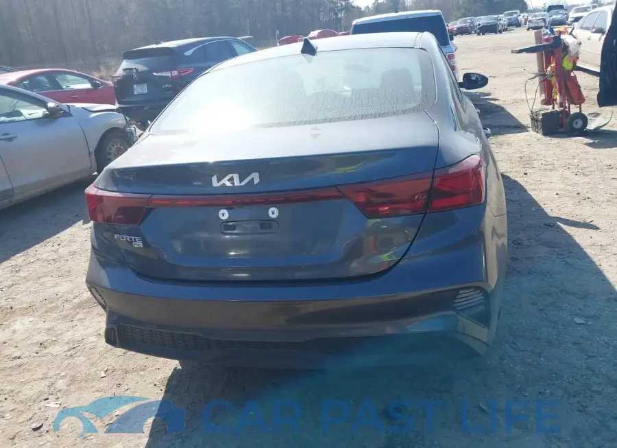 3KPF24AD3NE481082# 16