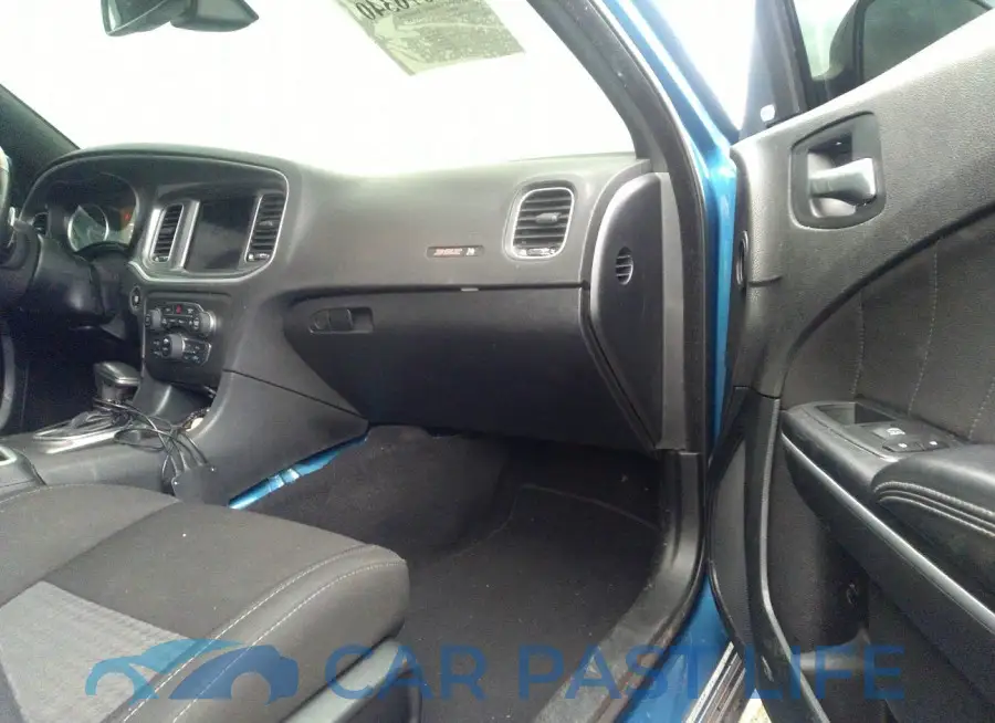 2C3CDXGJ7MH581365# 5