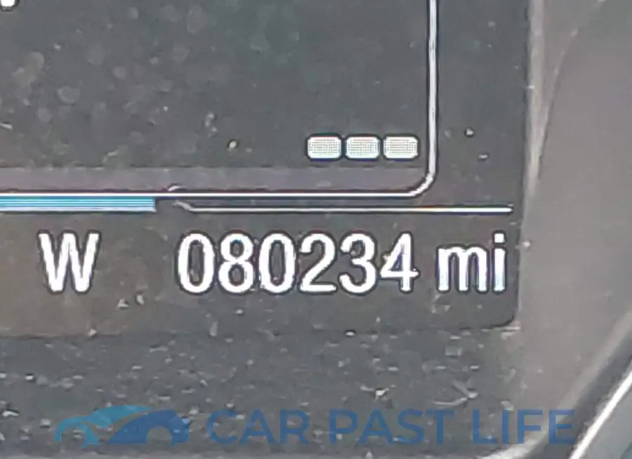 1FMCU9GX0GUA37461# 15