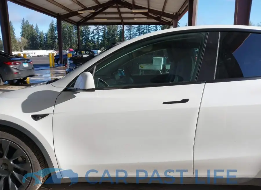 7SAYGDEE7NF438228# 15