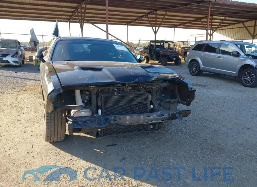 2C3CDZAT3FH728225# 6