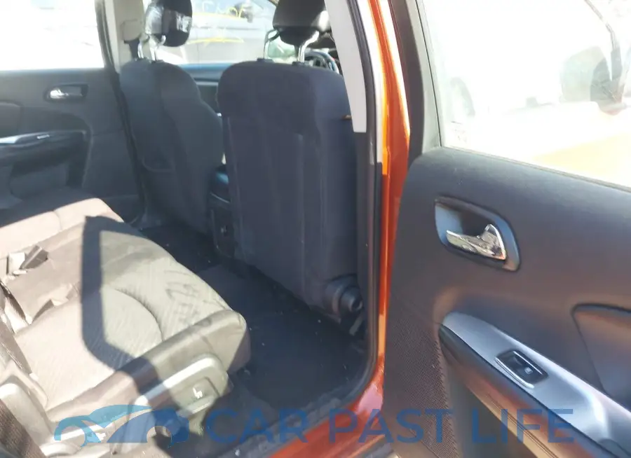 3C4PDCAB8ET104721# 8