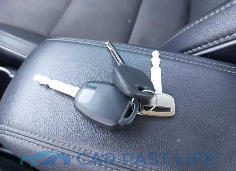 2T1BURHE3GC521599# 11