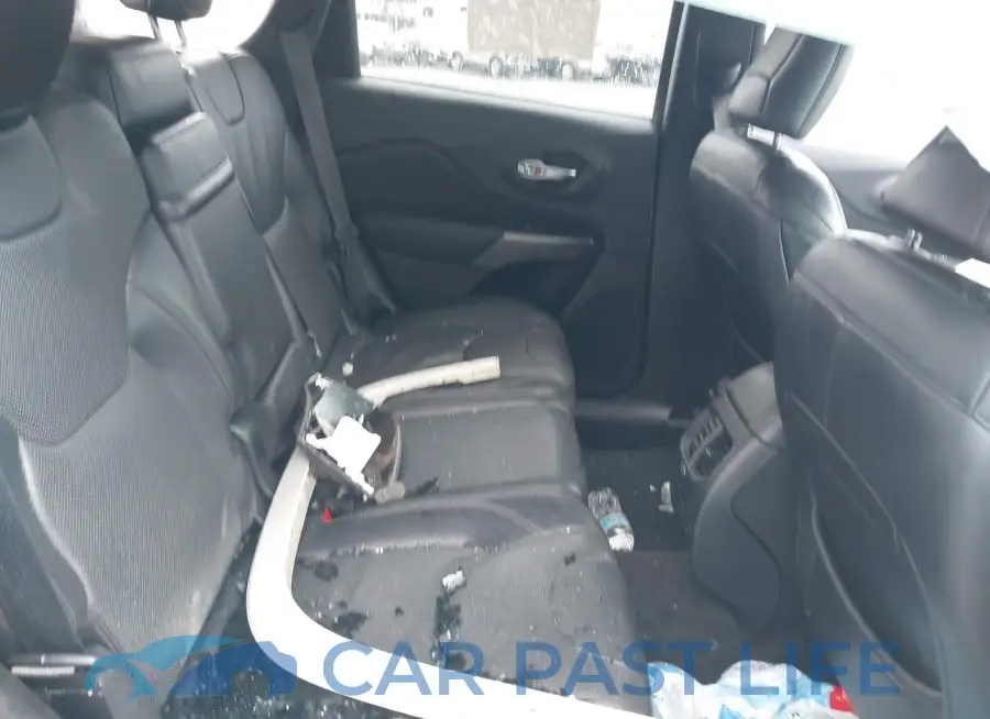 1C4PJMJN2KD162950# 8