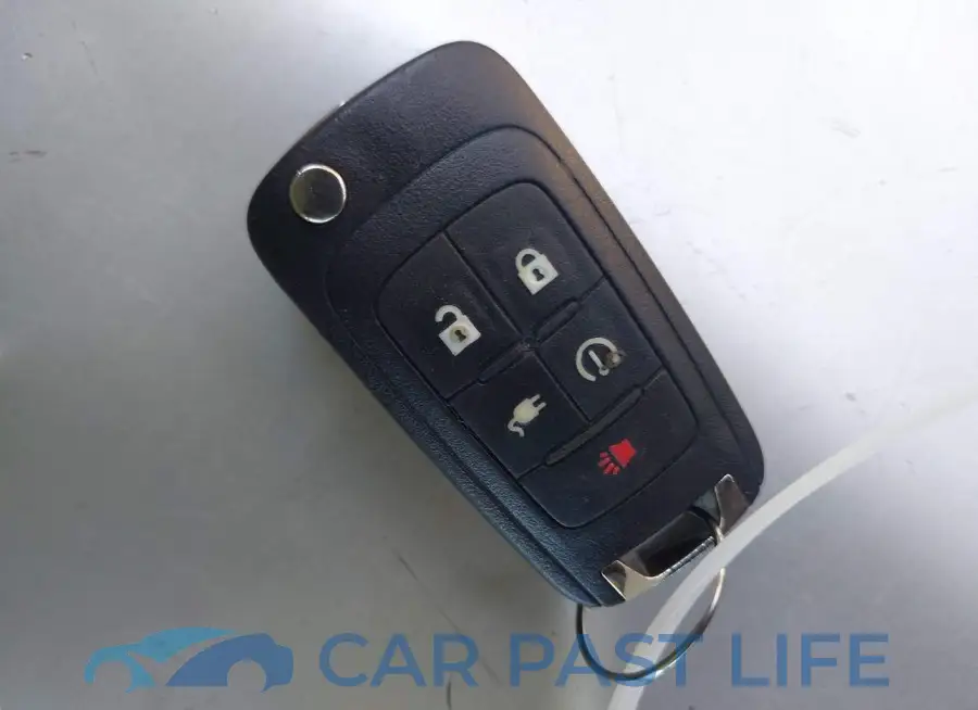 1G1RC6E49FU108558# 11