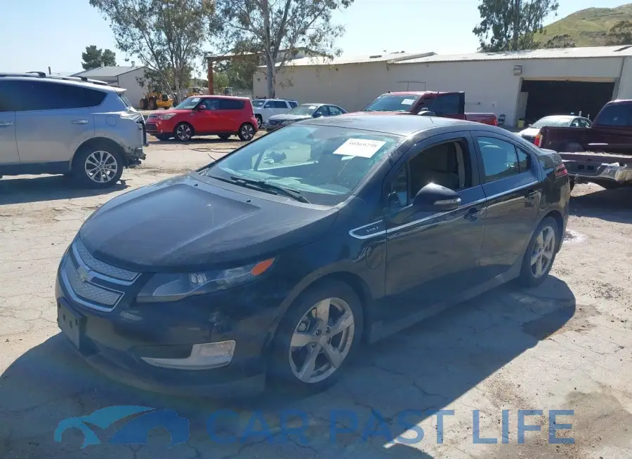 1G1RC6E49FU108558# 2