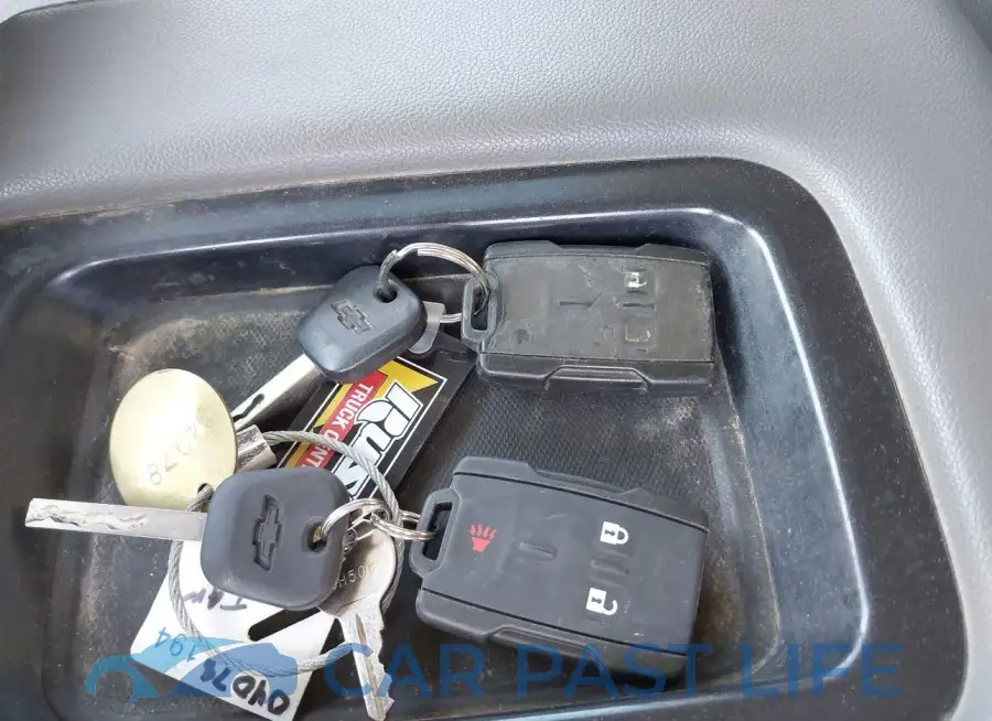 1GC1KUEG0JF204078# 11