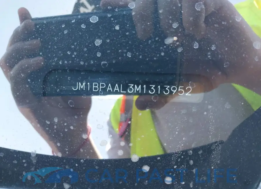 JM1BPAAL3M1313952# 9