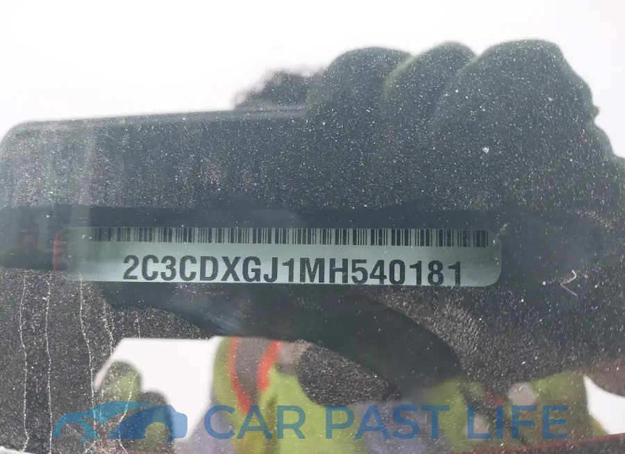 2C3CDXGJ1MH540181# 9