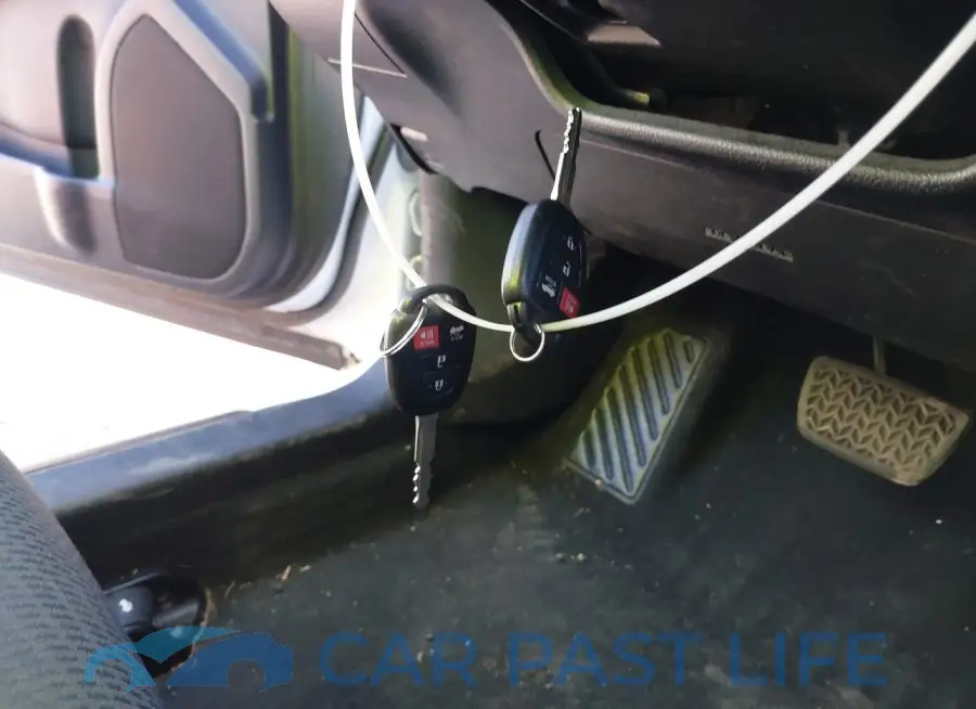 4T1BF1FK5GU218598# 11
